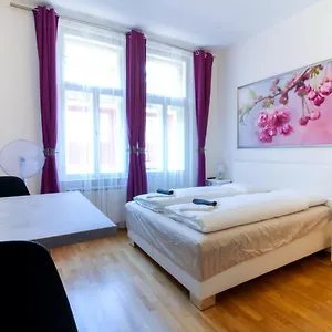 Bouquet Apartment Prague